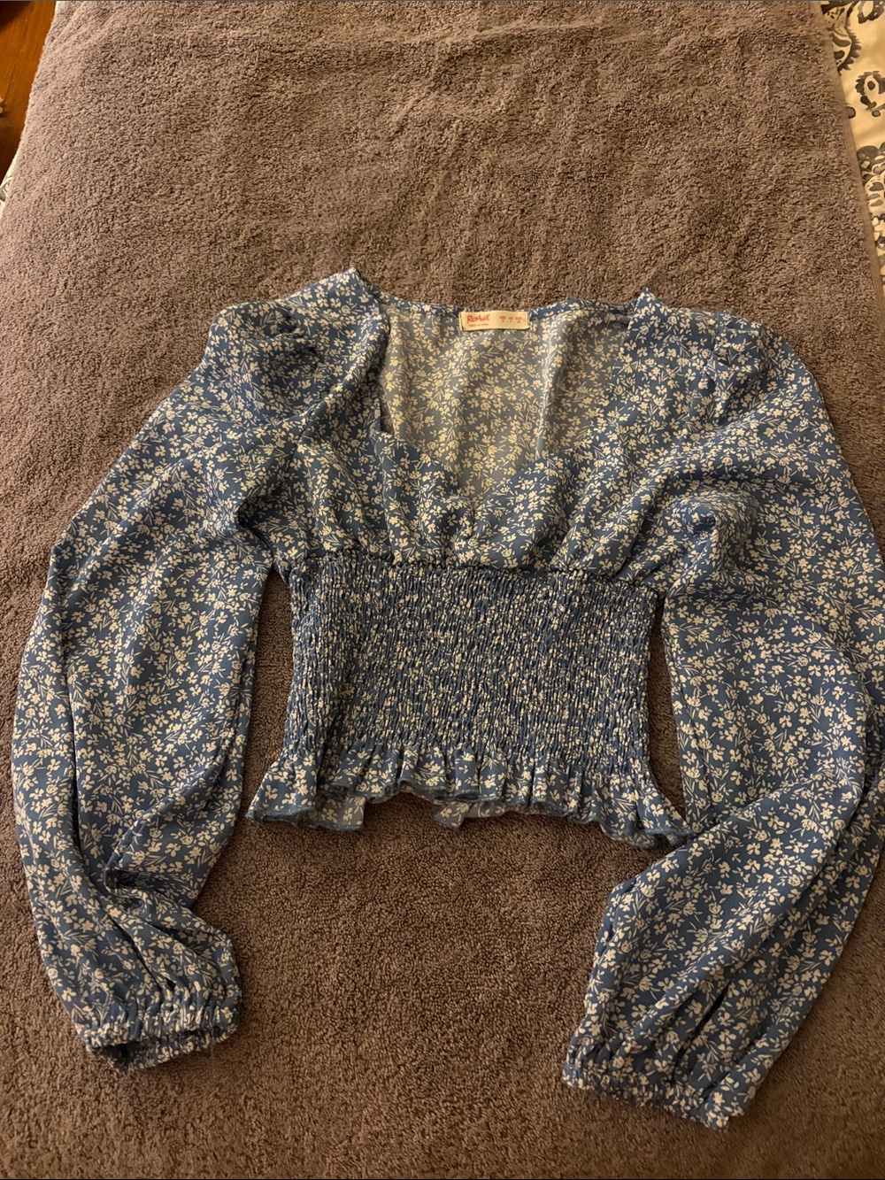 ROMWE Blue Floral Smocked Peasant Blouse